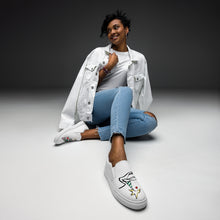 Load image into Gallery viewer, Holidays 2023 Women’s slip-on canvas shoes