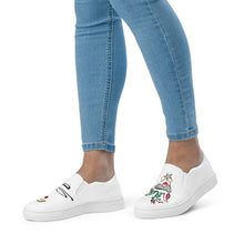 Load image into Gallery viewer, Holidays 2023 Women’s slip-on canvas shoes