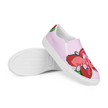 Load image into Gallery viewer, Selago Poinsettia Women’s slip-on canvas shoes